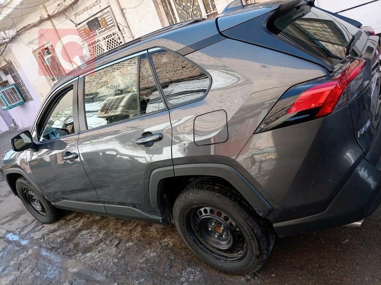 تويوتا راف 4